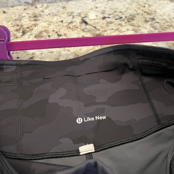 Lululemon Athletica Black and Gray Camo Bike Shorts - Picture 3 of 4